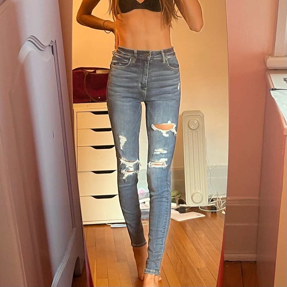 American Eagle Denim Ripped jeans 💙